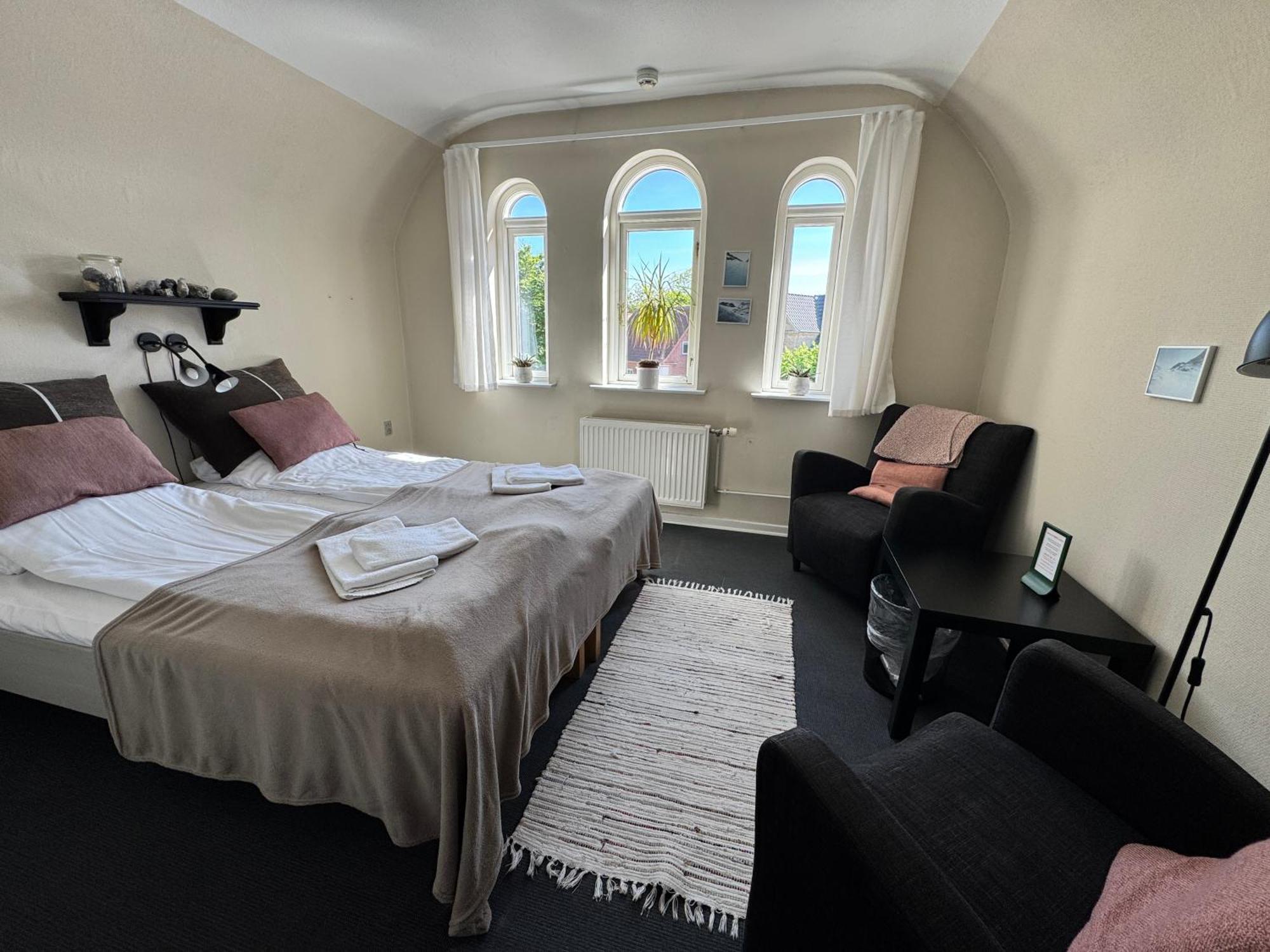 Gredstedbro Hotel Экстерьер фото