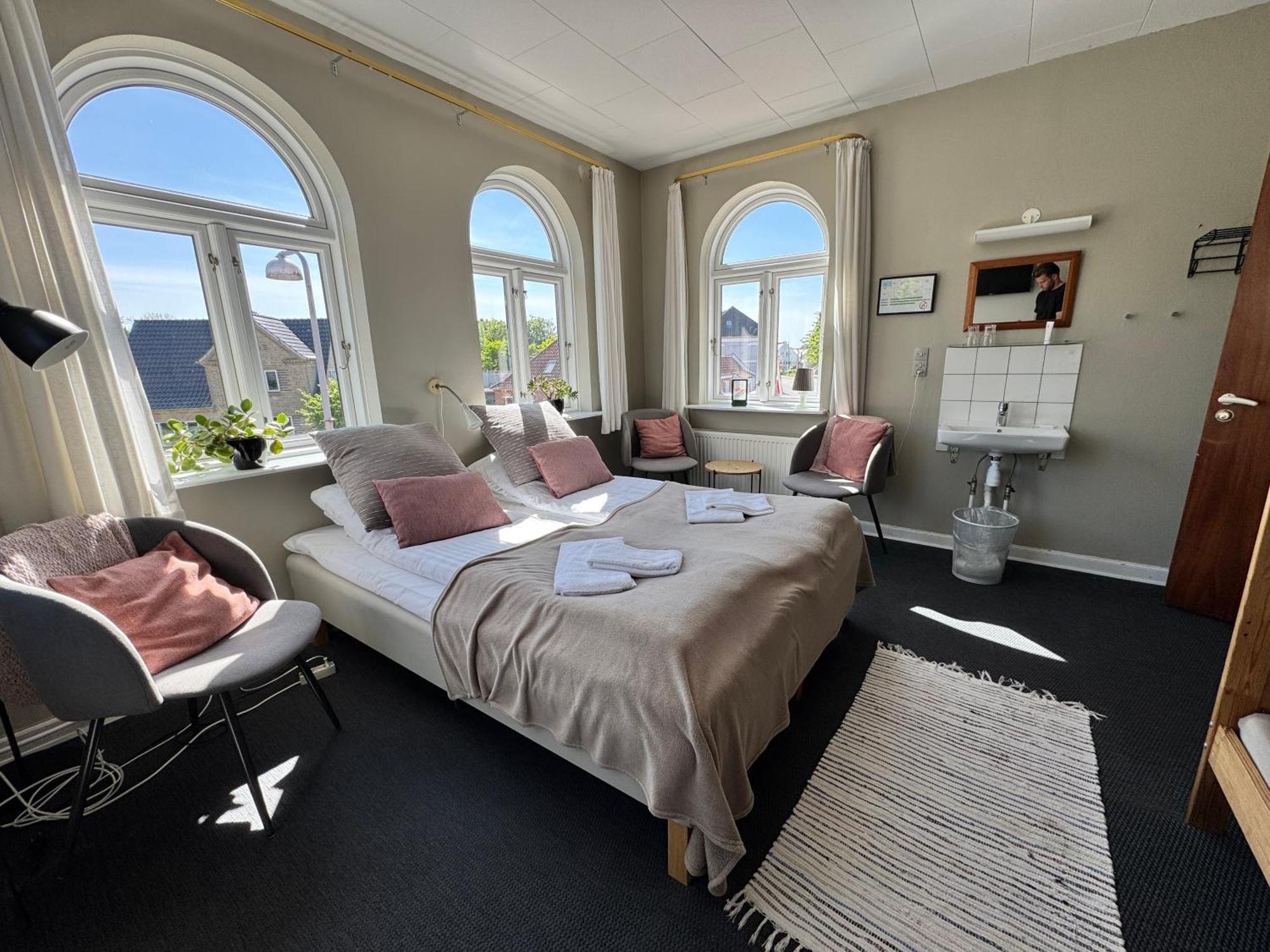 Gredstedbro Hotel Экстерьер фото